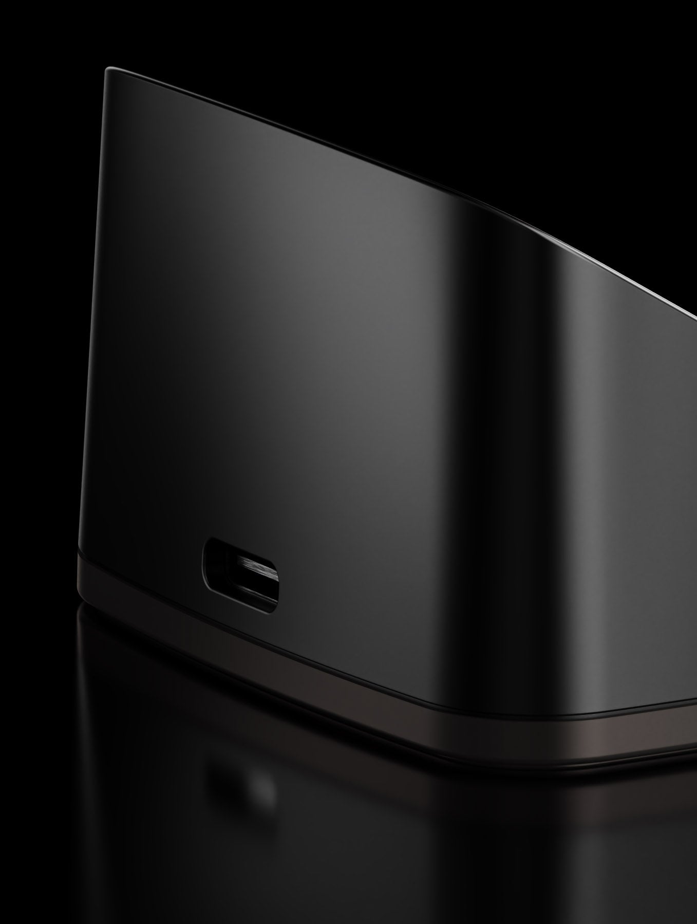 Rear angle of the Vessel Apex weighted charging base