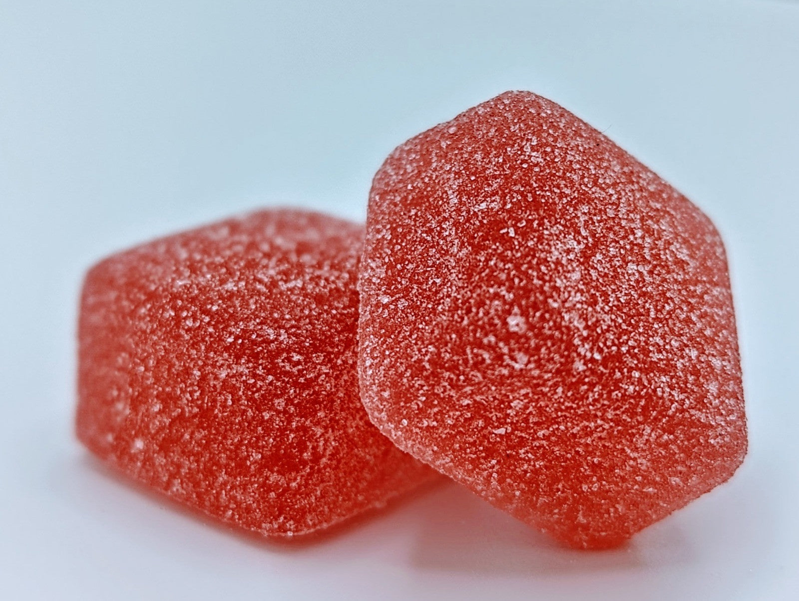 Utokia Strawberry Rhubarb gummies product shot