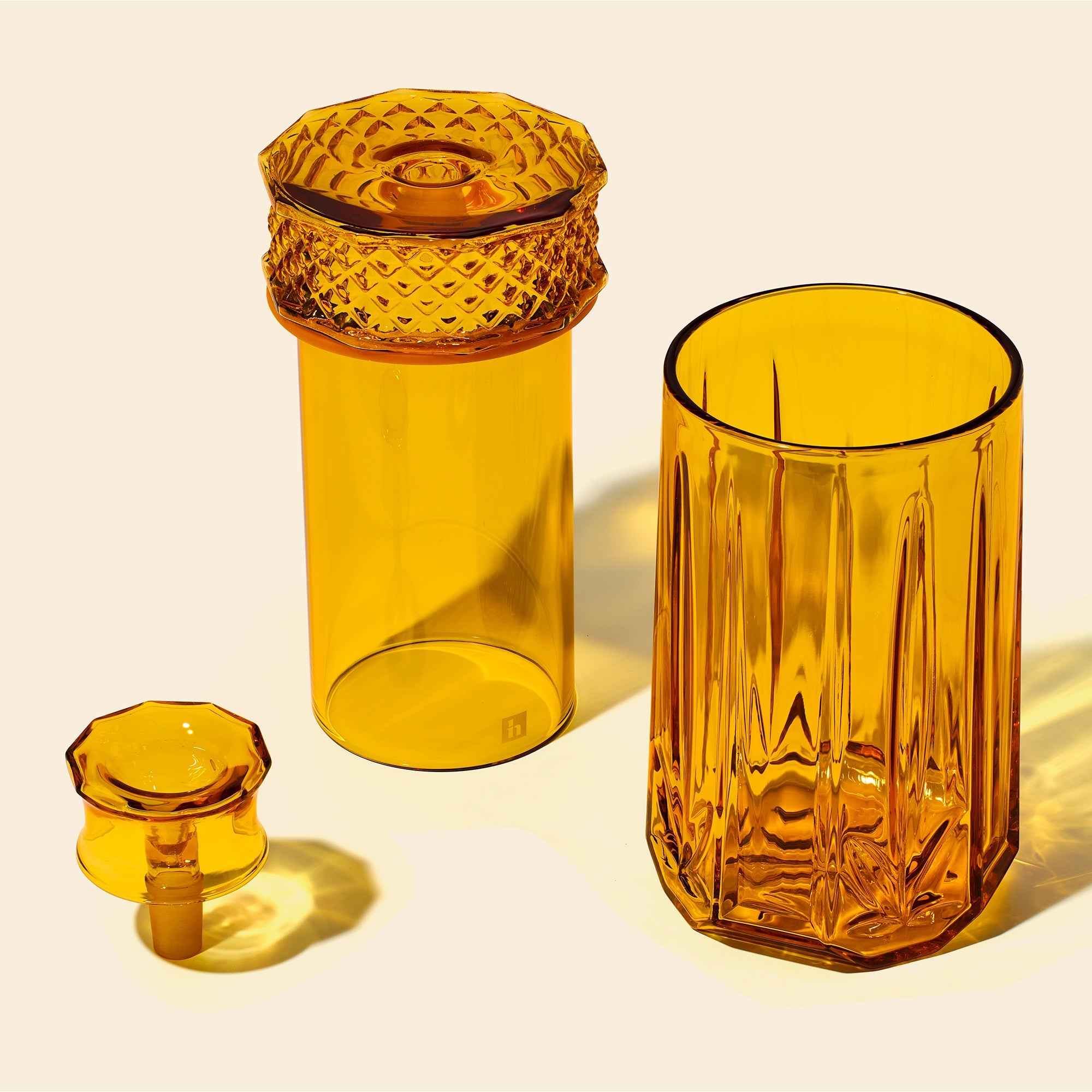 NWTN Highball Gravity Bong in Honeycomb, view 3